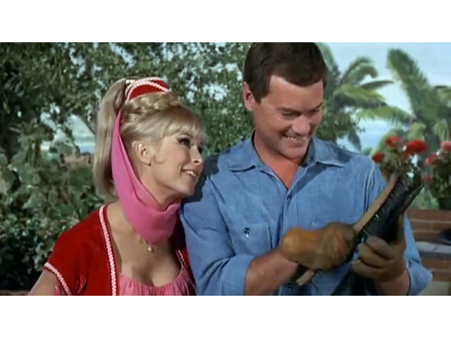 Strega per amore telefilm completo anni 60 - Barbara Eden