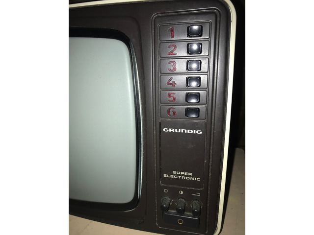 Antiquariato - Televisore Vintage da collezione Grunding