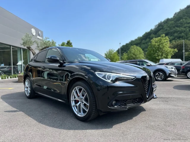Auto - Alfa romeo stelvio 2.2 t.diesel 210cv at8 q4 veloce