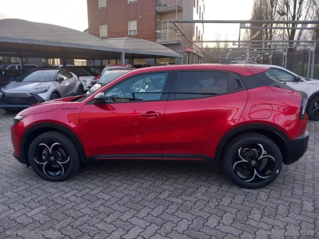 Auto - Alfa romeo junior 1.2 136 cv hybrid edct6 speciale