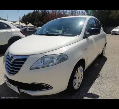 Auto - Lancia ypsilon 1.3 mjt 95 cv 5p. s&s gold