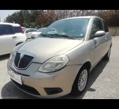 Auto - Lancia ypsilon 1.3 mjt 16v oro