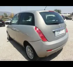 Auto - Lancia ypsilon 1.3 mjt 16v oro