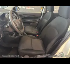 Auto - Mitsubishi space star 1.2 invite radio