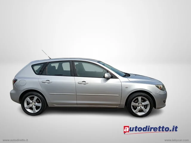 Auto - Mazda mazda3 1.6 td 16v 109cv