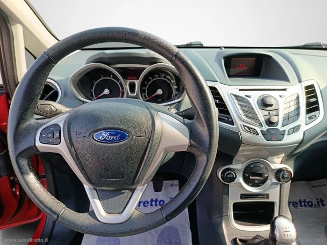 Auto - Ford fiesta 1.2 82 cv 3p. titanium