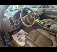 Auto - Porsche cayenne 3.0 diesel