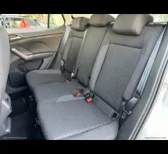 Auto - Volkswagen t-cross 1.6 tdi dsg style bmt