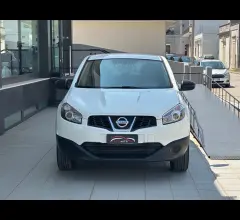 Auto - Nissan qashqai 1.5 dci dpf visia