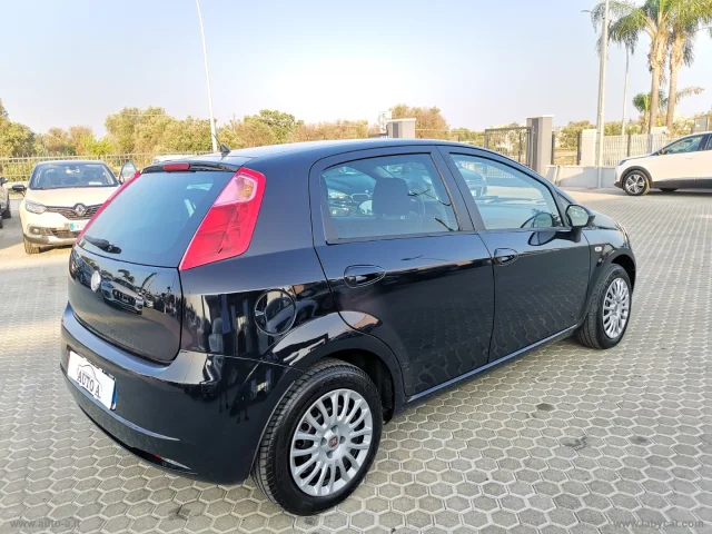 Auto - Fiat grande punto 1.3 mjt 75 cv 5p. dynamic