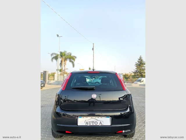 Auto - Fiat grande punto 1.3 mjt 75 cv 5p. dynamic