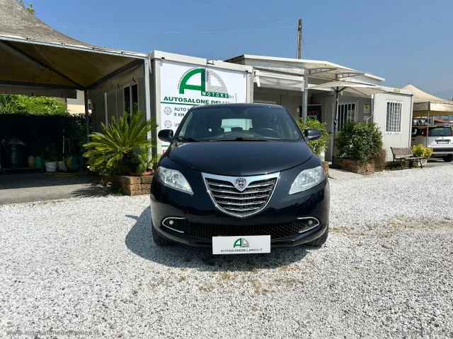 Auto - Lancia ypsilon 1.3 mjt 95 cv 5p. s&s elle