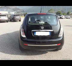 Auto - Lancia ypsilon 1.3 mjt 90 cv