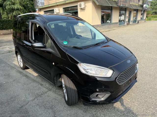 Auto - Ford tourneo courier 1.0 ecoboost 100 cv plus