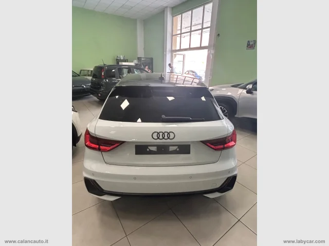 Auto - Audi a1 spb 30 tfsi identity black