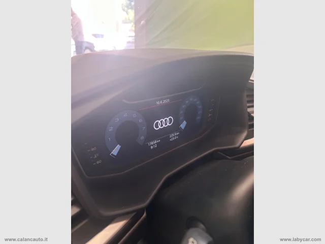 Auto - Audi a1 spb 30 tfsi identity black