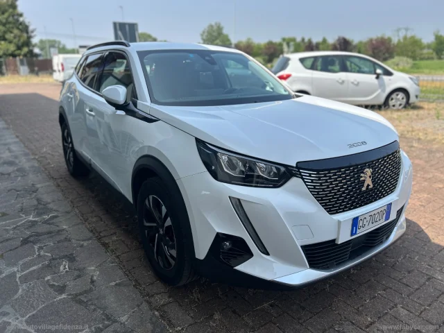 Auto - Peugeot 2008 puretech 130 s&s allure