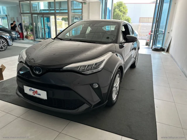 Auto - Toyota c-hr 1.8 hybrid e-cvt active