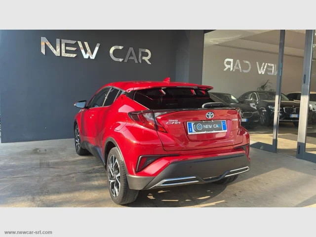 Auto - Toyota c-hr 2.0 hybrid e-cvt morebusiness