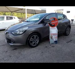 Renault clio 1.2 75 cv 5p. costume national