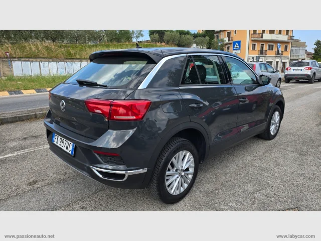 Auto - Volkswagen t-roc 2.0 tdi 150 cv dsg style bmt
