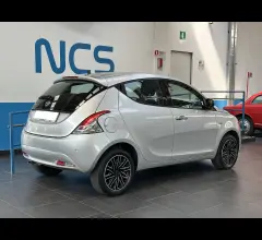 Auto - Lancia ypsilon 1.2 69 cv 5p. s&s gold