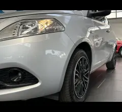 Auto - Lancia ypsilon 1.2 69 cv 5p. s&s gold