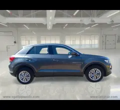 Auto - Volkswagen t-roc 1.0 tsi business bmt