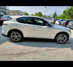 Auto - Alfa romeo stelvio 2.2 t.d. 160cv at8 rwd sprint