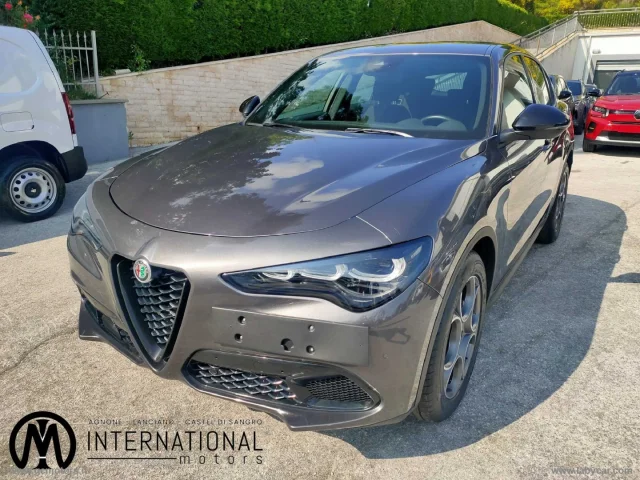 Alfa romeo stelvio 2.2 t.d. 160cv at8 rwd sprint