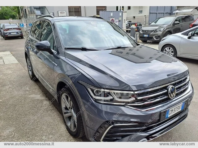 Auto - Volkswagen tiguan 2.0 tdi 150cv scr dsg r-line