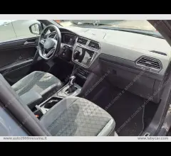Auto - Volkswagen tiguan 2.0 tdi 150cv scr dsg r-line