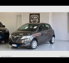 Lancia ypsilon 1.2 69 cv 5p. silver