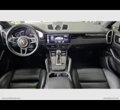 Auto - Porsche cayenne coupÃ¨ 3.0 v6