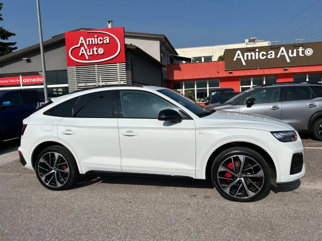 Audi q5 spb 40 tdi qu. s tr. identity black