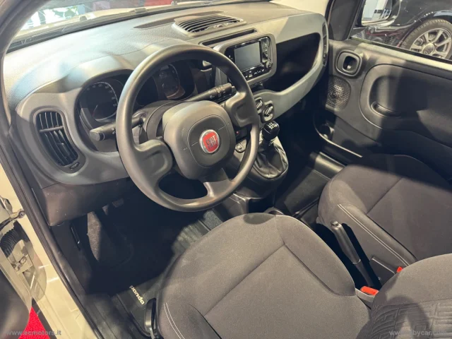 Auto - Fiat panda 1.0 firefly s&s hybrid