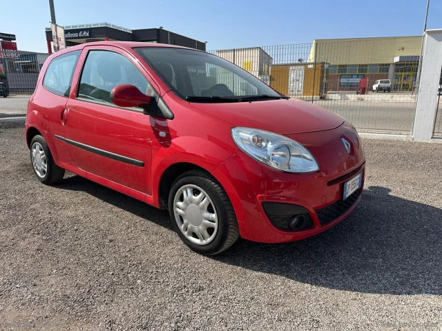 Auto - Renault twingo 1.2 initiale