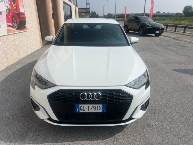 Auto - Audi a3 spb 30 tfsi business