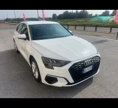 Auto - Audi a3 spb 30 tfsi business