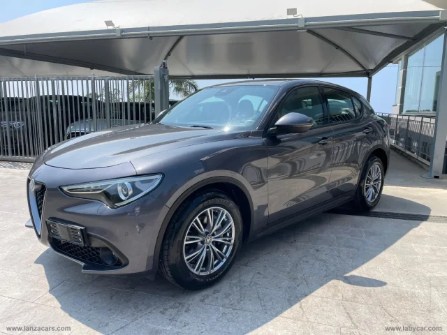 Auto - Alfa romeo stelvio 2.2 t.diesel 160cv at8 rwd bus.