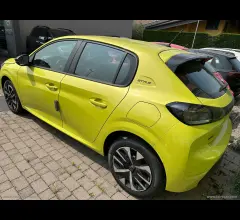 Auto - Peugeot 208 hybrid 100 e-dcs6 style