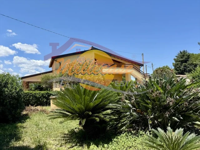 Villa in vendita a siracusa arenella