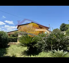 Villa in vendita a siracusa arenella