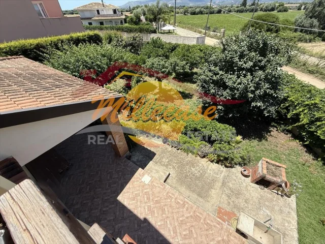 Appartamenti in Vendita - Villa in vendita a siracusa arenella