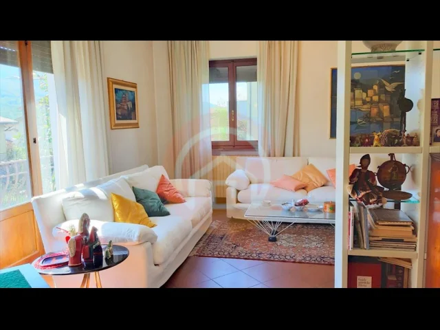 Villa in vendita a castelnuovo di garfagnana centro storico