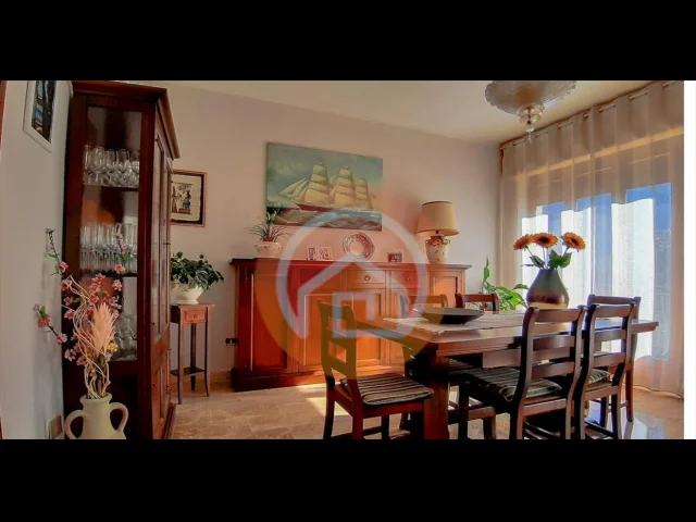 Appartamenti in Vendita - Villa bifamiliare in vendita a coreglia antelminelli centro storico