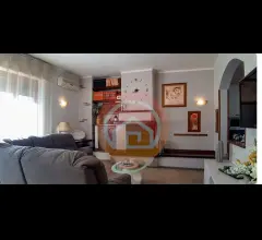 Appartamenti in Vendita - Villa bifamiliare in vendita a coreglia antelminelli centro storico