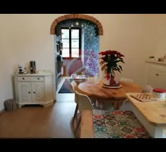 Appartamenti in Vendita - Appartamento in vendita a gallicano centro storico