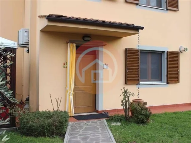 Villa bifamiliare in vendita a coreglia antelminelli centro storico