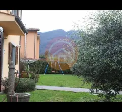 Appartamenti in Vendita - Villa bifamiliare in vendita a coreglia antelminelli centro storico